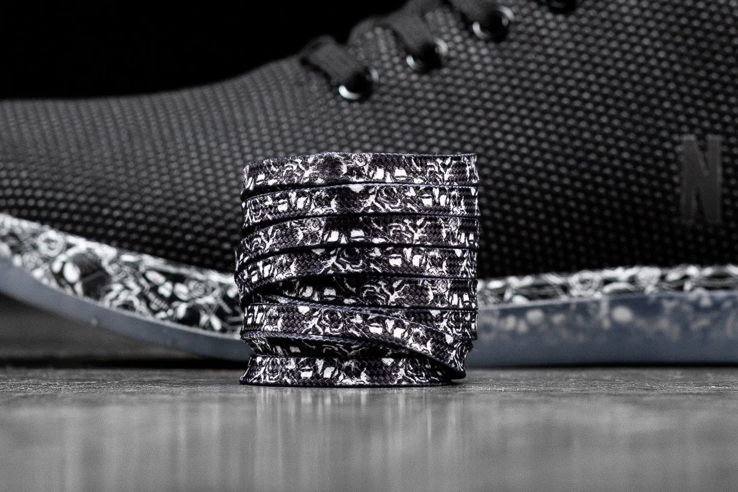 BLACK HEARTS TRAINER (MEN'S)